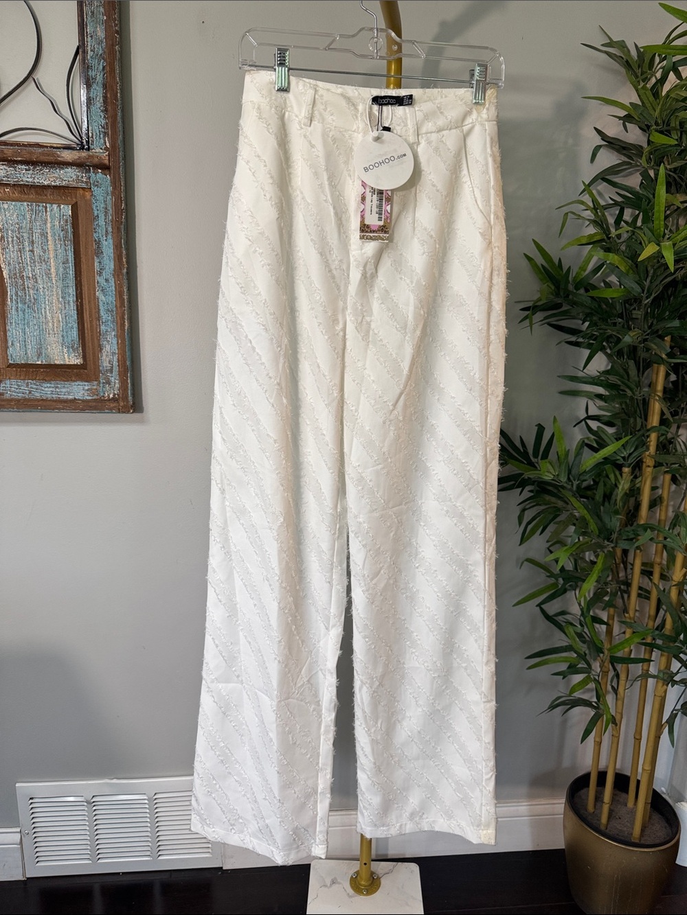 Boohoo off White Textured Wide-Leg Chinos NWT 6